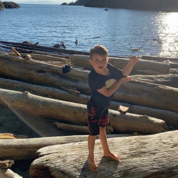 Sz 6 Kids Hurley UPF 50+ Rashguard - Picture 2 of 5